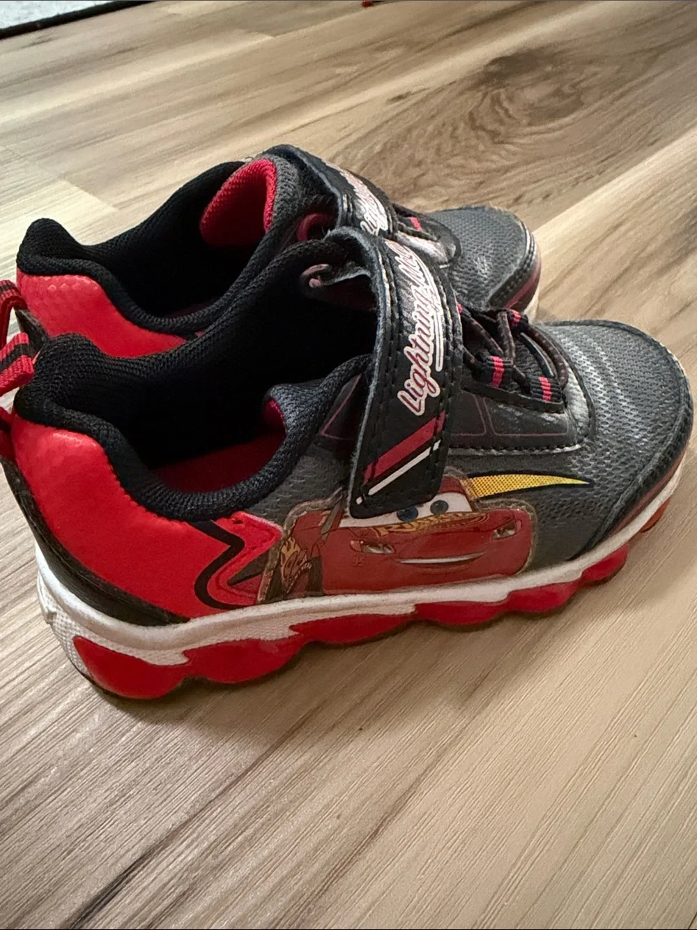 Lightning McQueen Kids' Gray & Red Sneakers